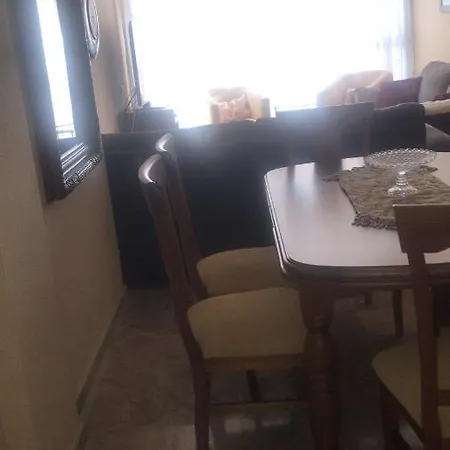 Ana Apartamento *